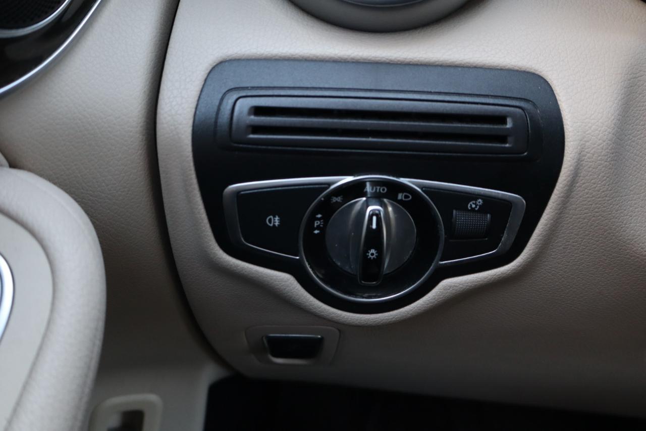 Mercedes-Benz GLC RWD 4dr GLC 300 2016