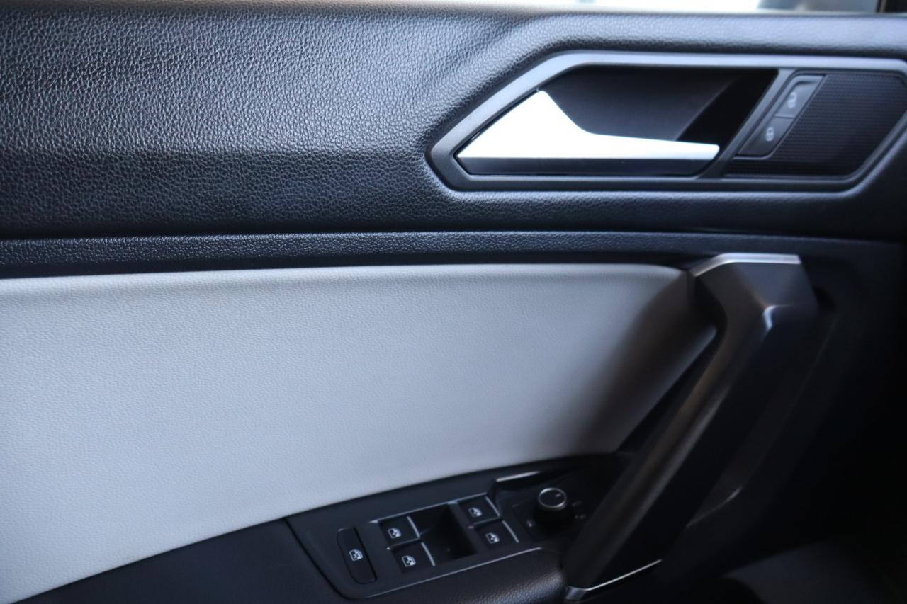 Volkswagen Tiguan 2.0T SE R-Line Black FWD 2020