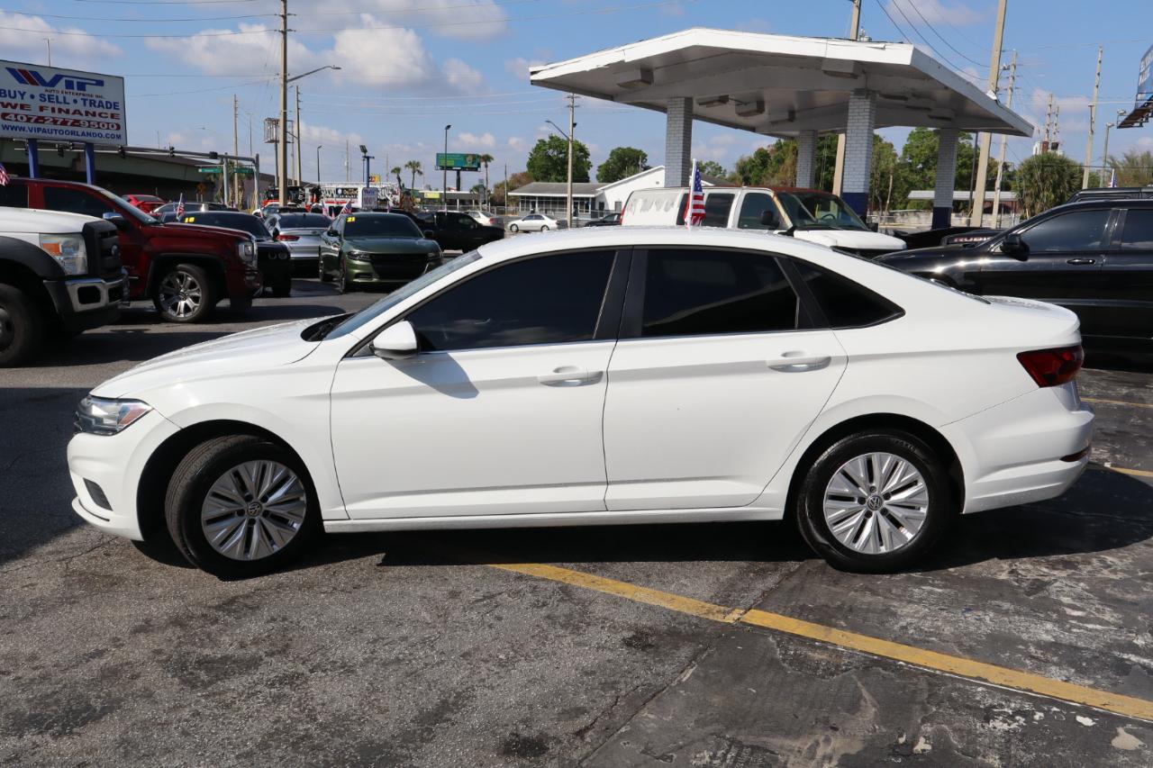 Volkswagen Jetta R-Line Auto w/ULEV 2019