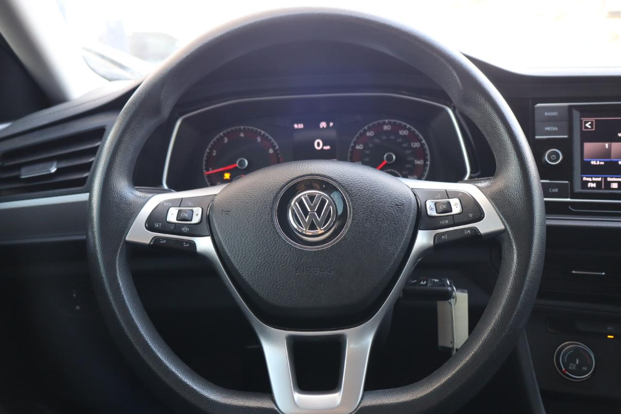 Volkswagen Jetta R-Line Auto w/ULEV 2019