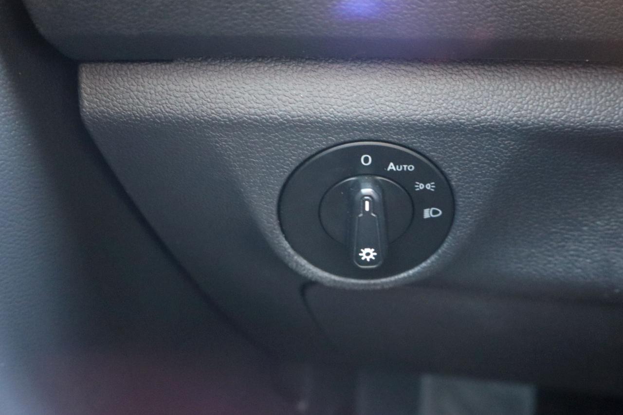 Volkswagen Jetta R-Line Auto w/ULEV 2019