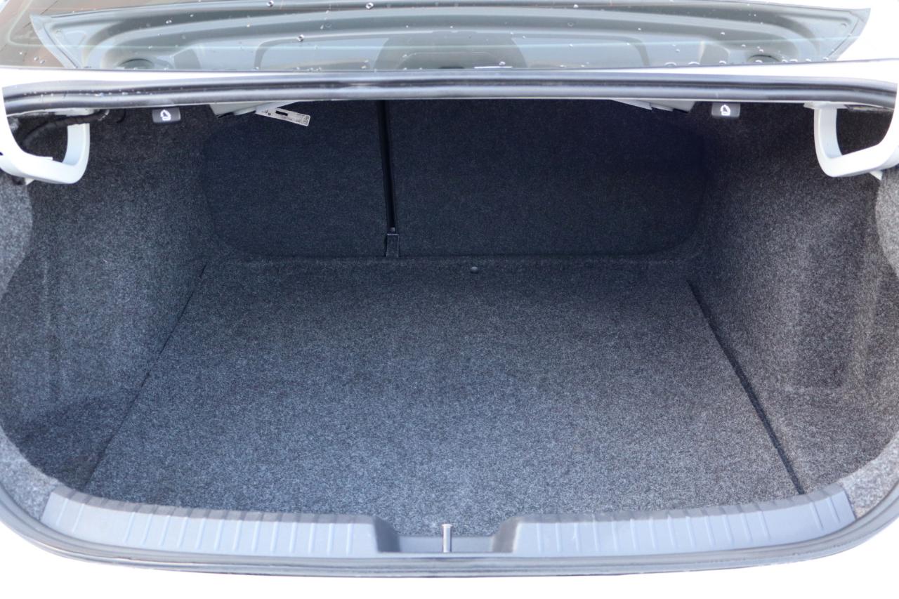 Volkswagen Jetta R-Line Auto w/ULEV 2019