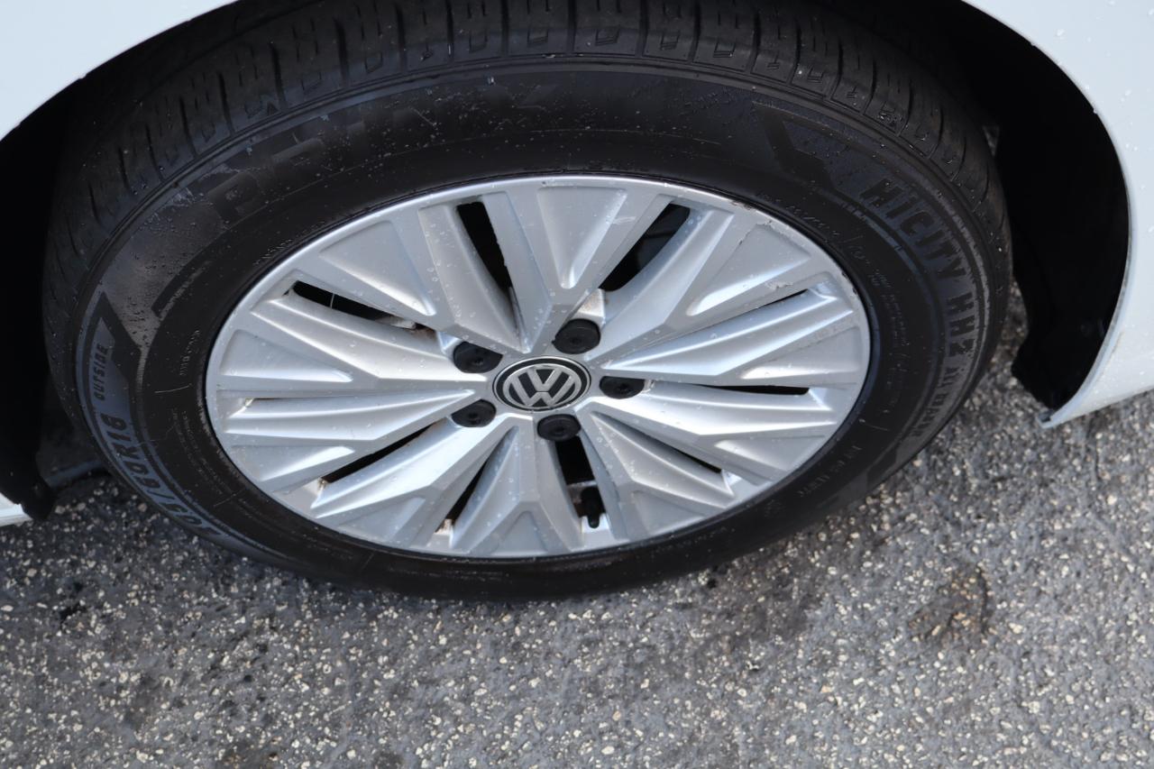 Volkswagen Jetta R-Line Auto w/ULEV 2019