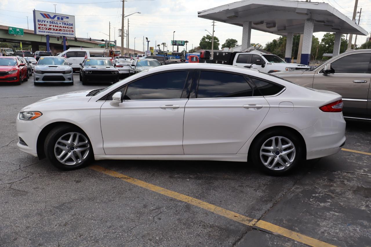 Ford Fusion 4dr Sdn SE FWD 2014