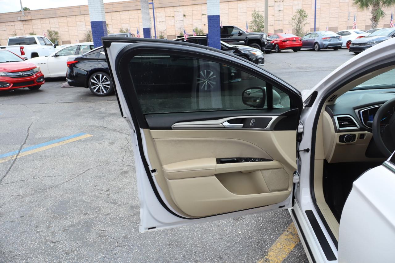 Ford Fusion 4dr Sdn SE FWD 2014