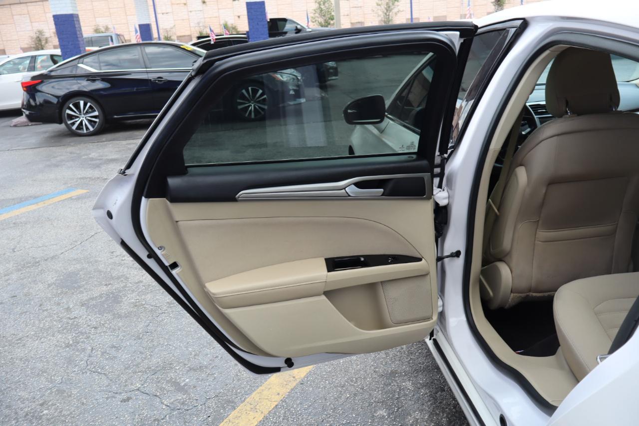 Ford Fusion 4dr Sdn SE FWD 2014