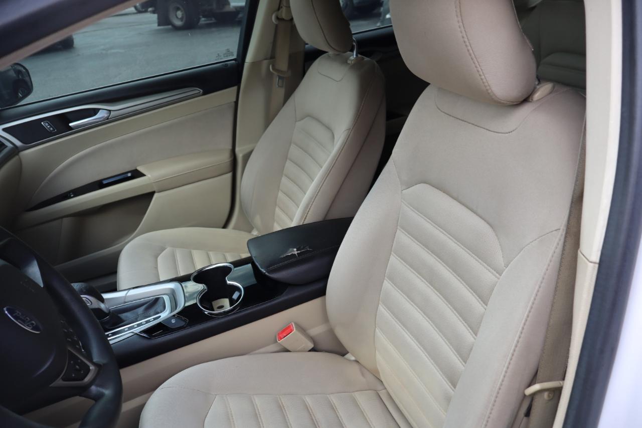 Ford Fusion 4dr Sdn SE FWD 2014