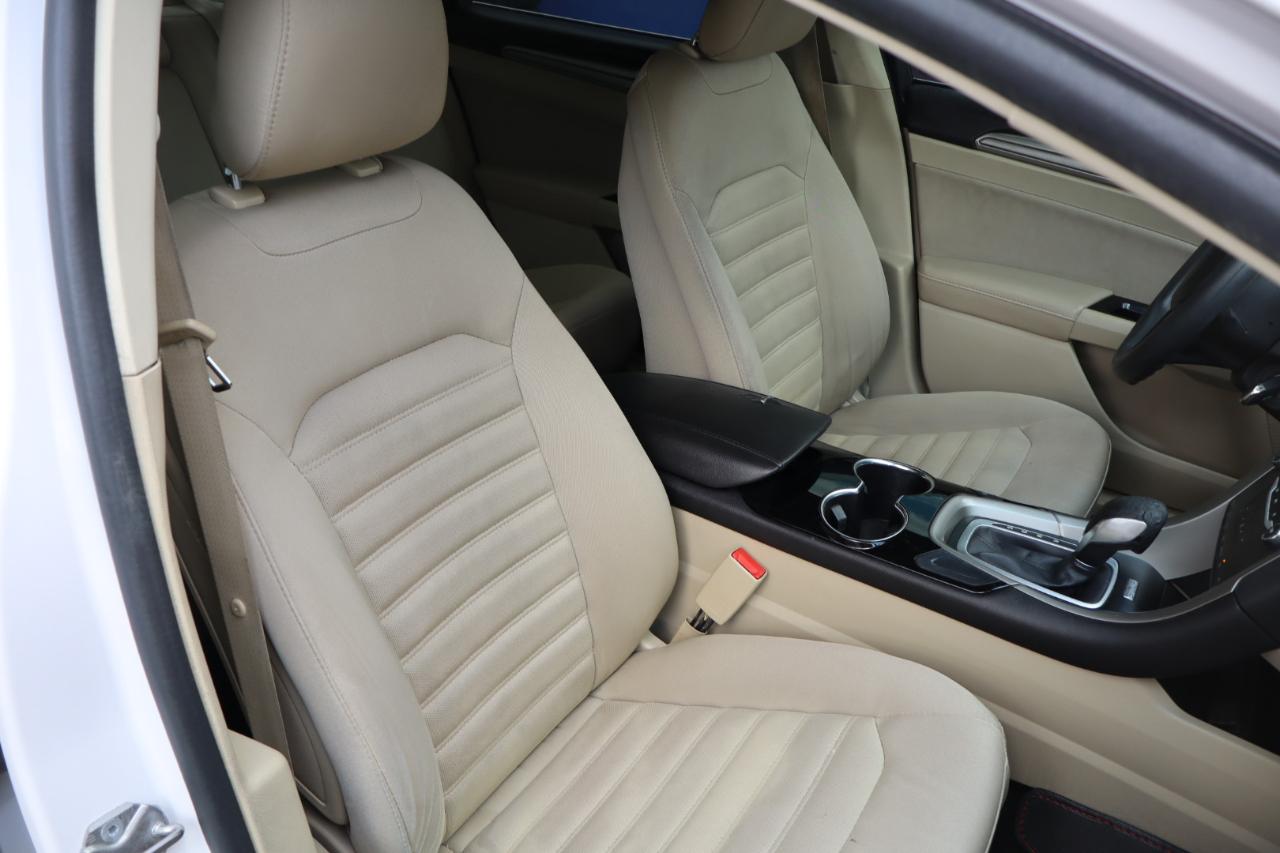 Ford Fusion 4dr Sdn SE FWD 2014