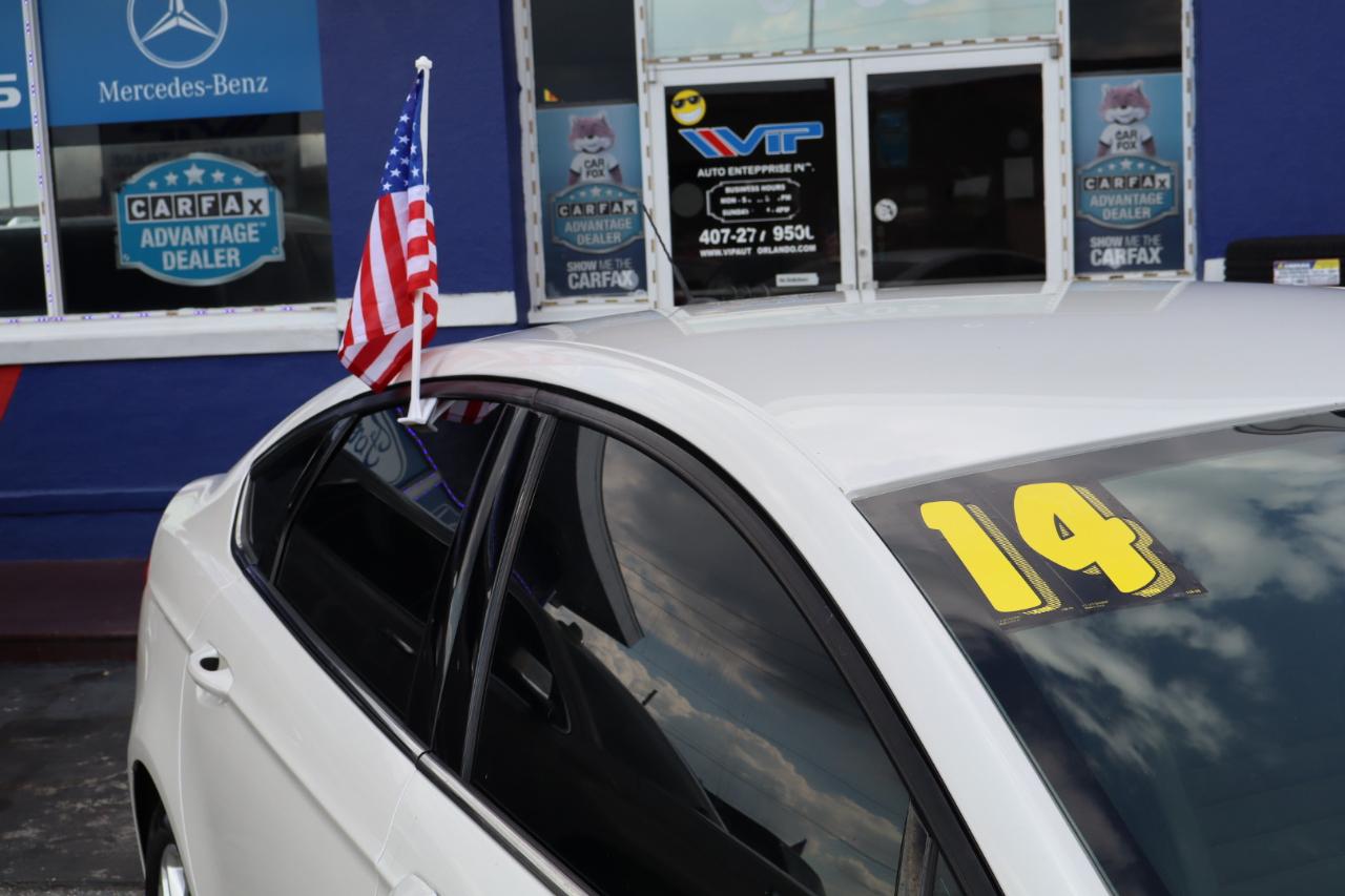 Ford Fusion 4dr Sdn SE FWD 2014