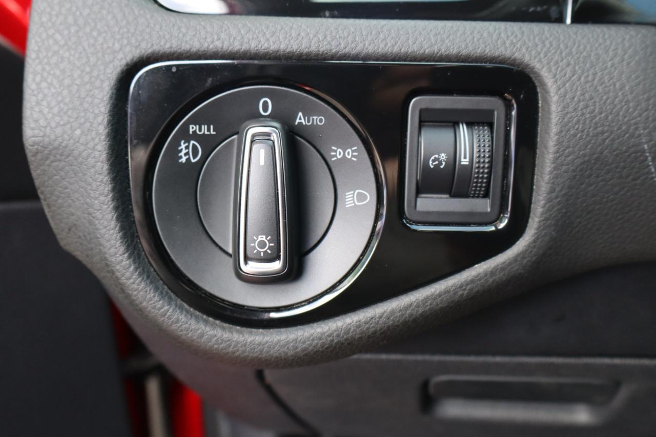 Volkswagen Golf GTI 2.0T Autobahn Manual 2020