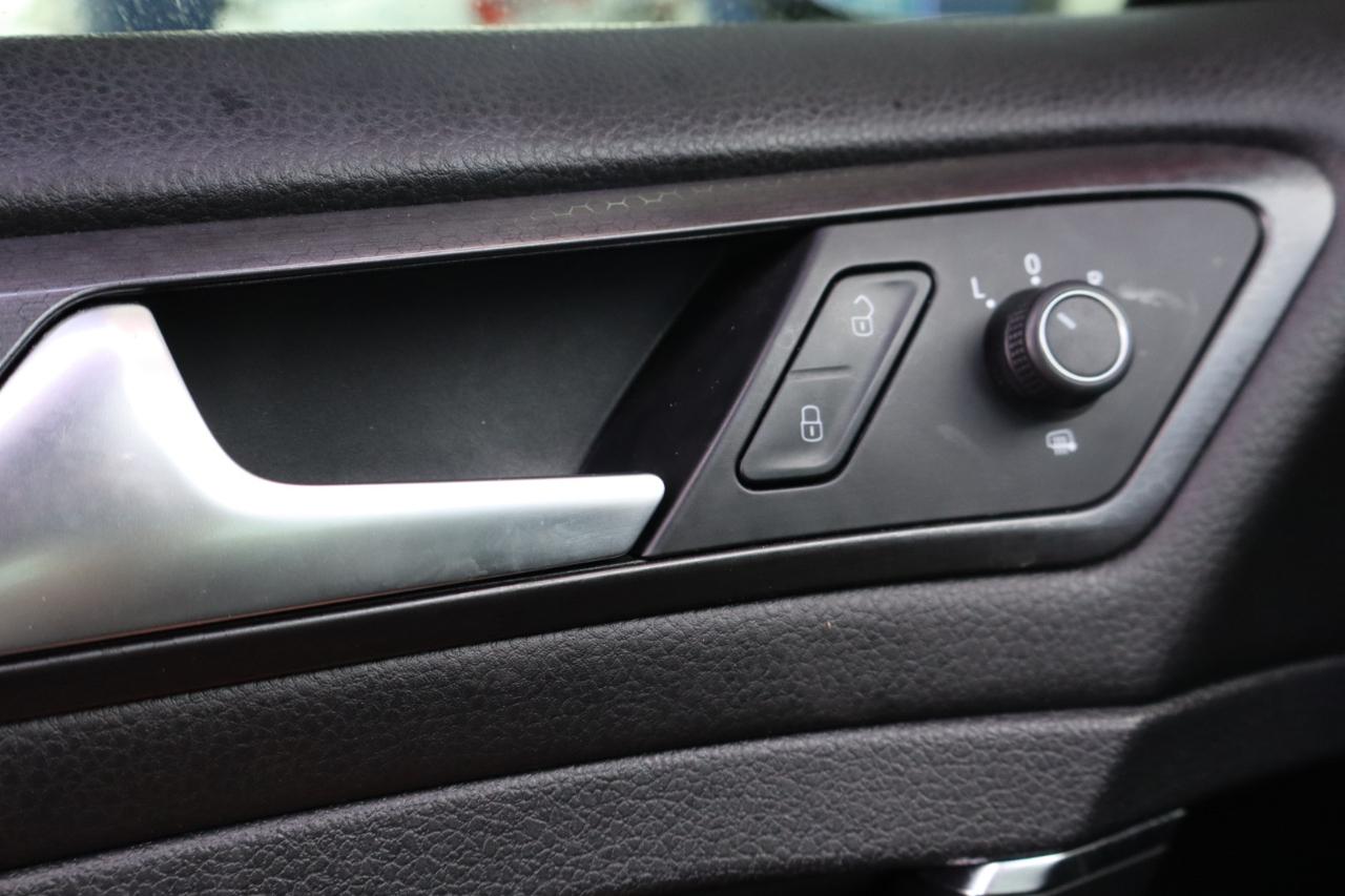 Volkswagen Golf GTI 2.0T Autobahn Manual 2020