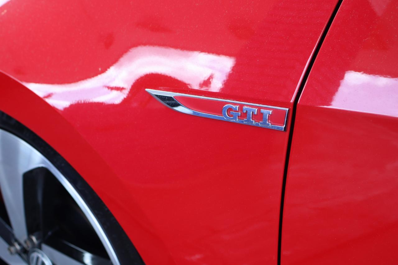 Volkswagen Golf GTI 2.0T Autobahn Manual 2020