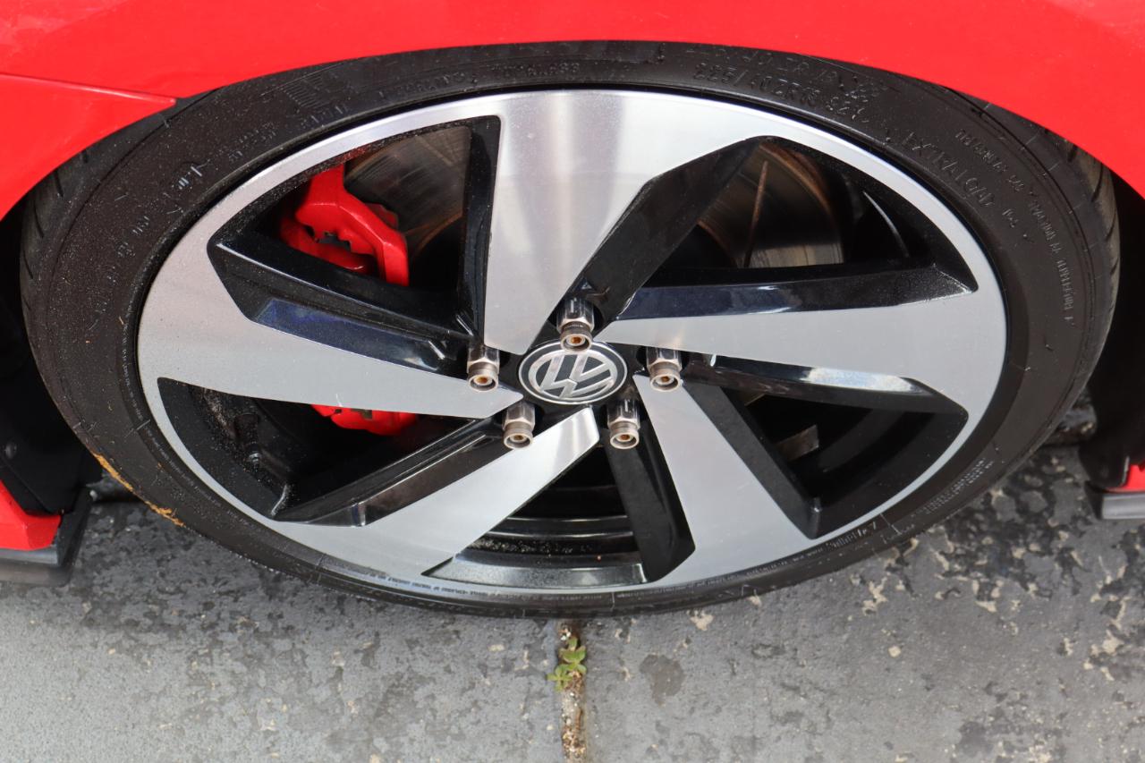 Volkswagen Golf GTI 2.0T Autobahn Manual 2020