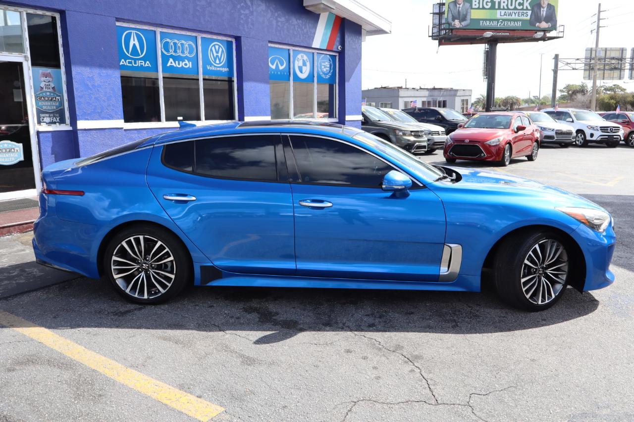 Kia Stinger Premium RWD 2018