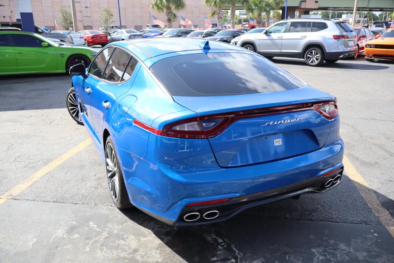 Kia Stinger Premium RWD 2018