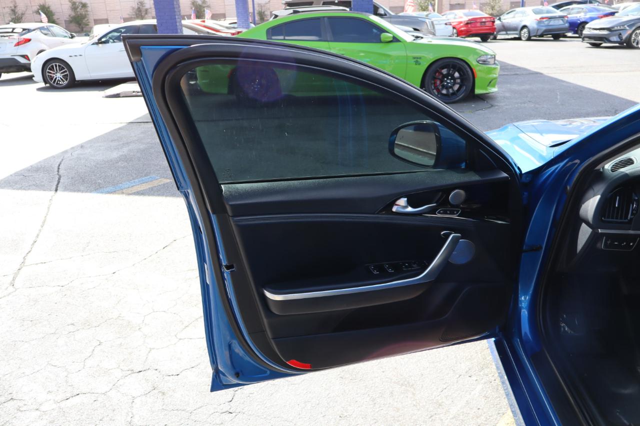 Kia Stinger Premium RWD 2018