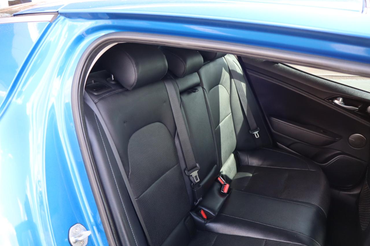 Kia Stinger Premium RWD 2018