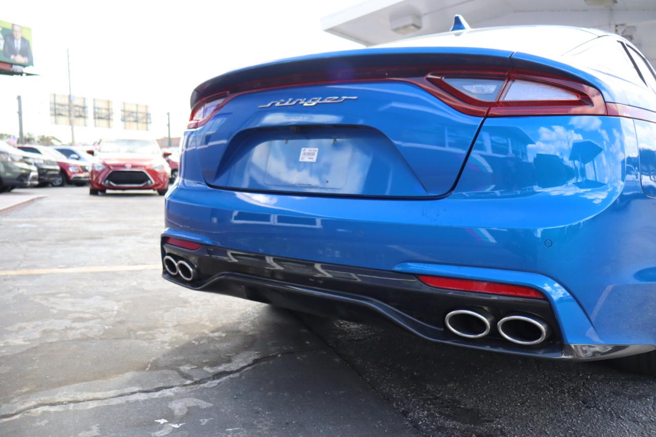 Kia Stinger Premium RWD 2018