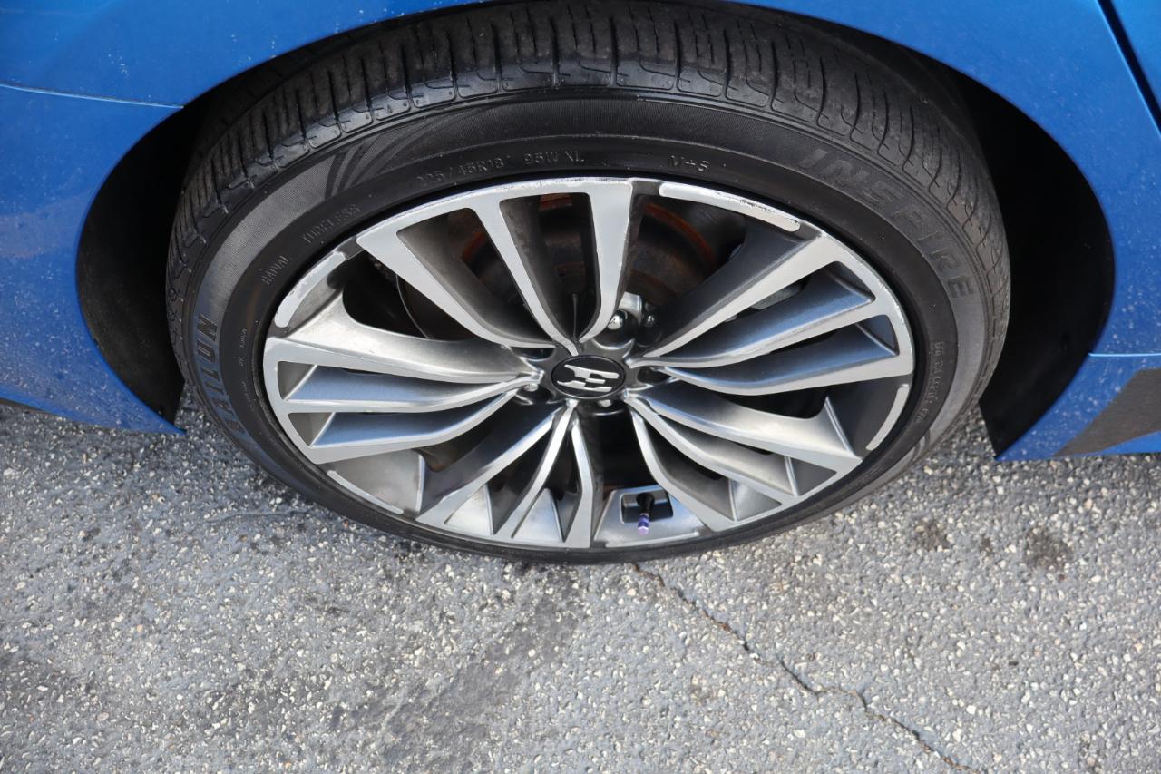 Kia Stinger Premium RWD 2018