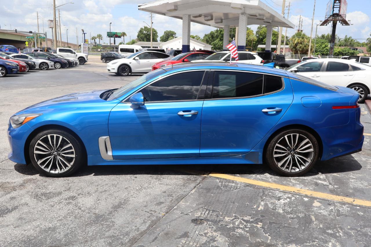 Kia Stinger Premium RWD 2018