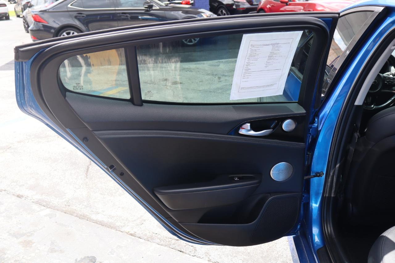 Kia Stinger Premium RWD 2018
