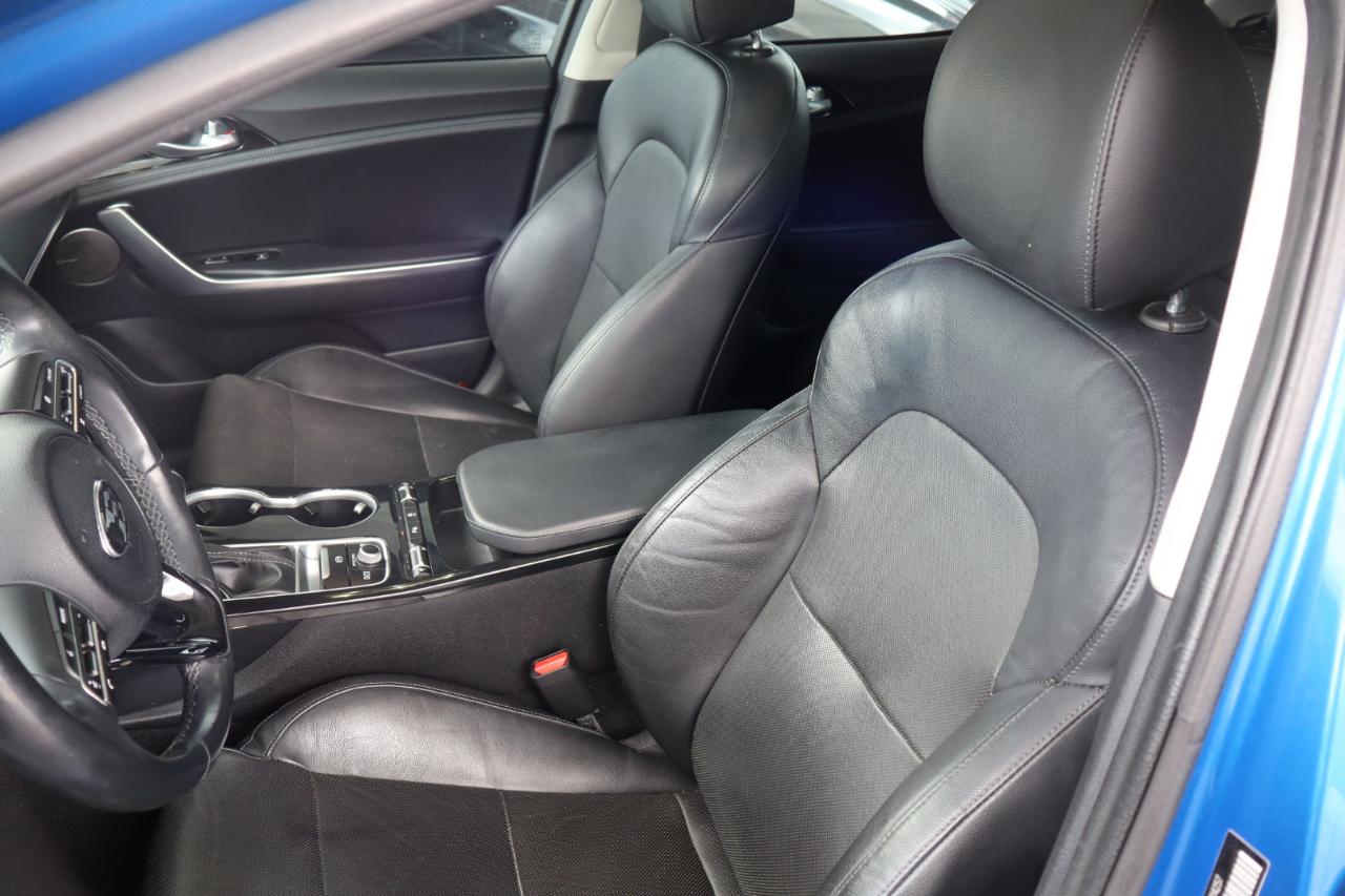 Kia Stinger Premium RWD 2018