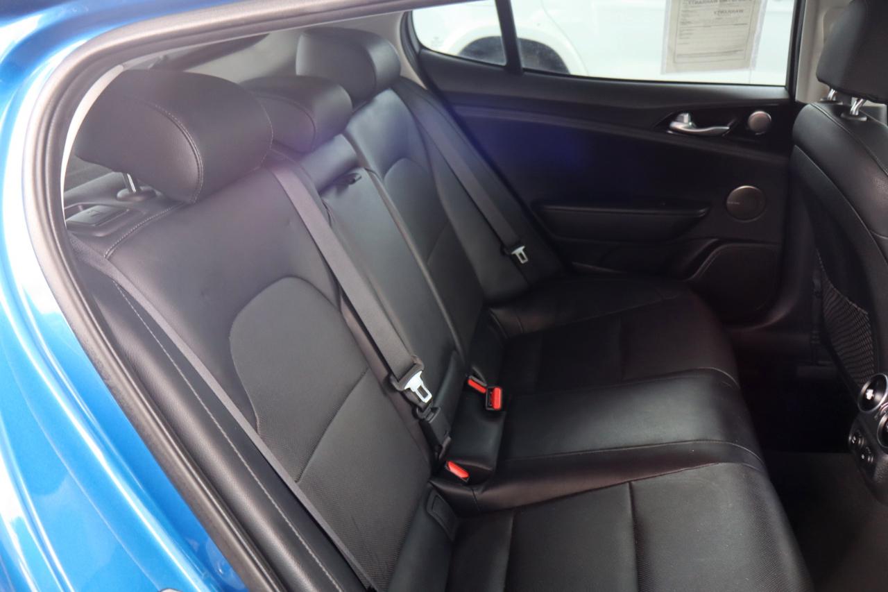Kia Stinger Premium RWD 2018