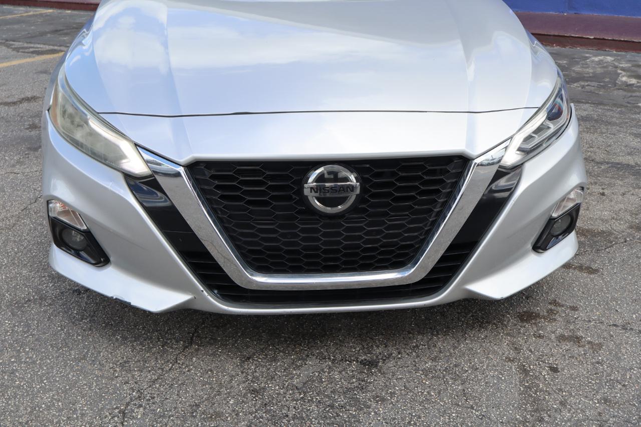 Nissan Altima 2.5 SL Sedan 2020