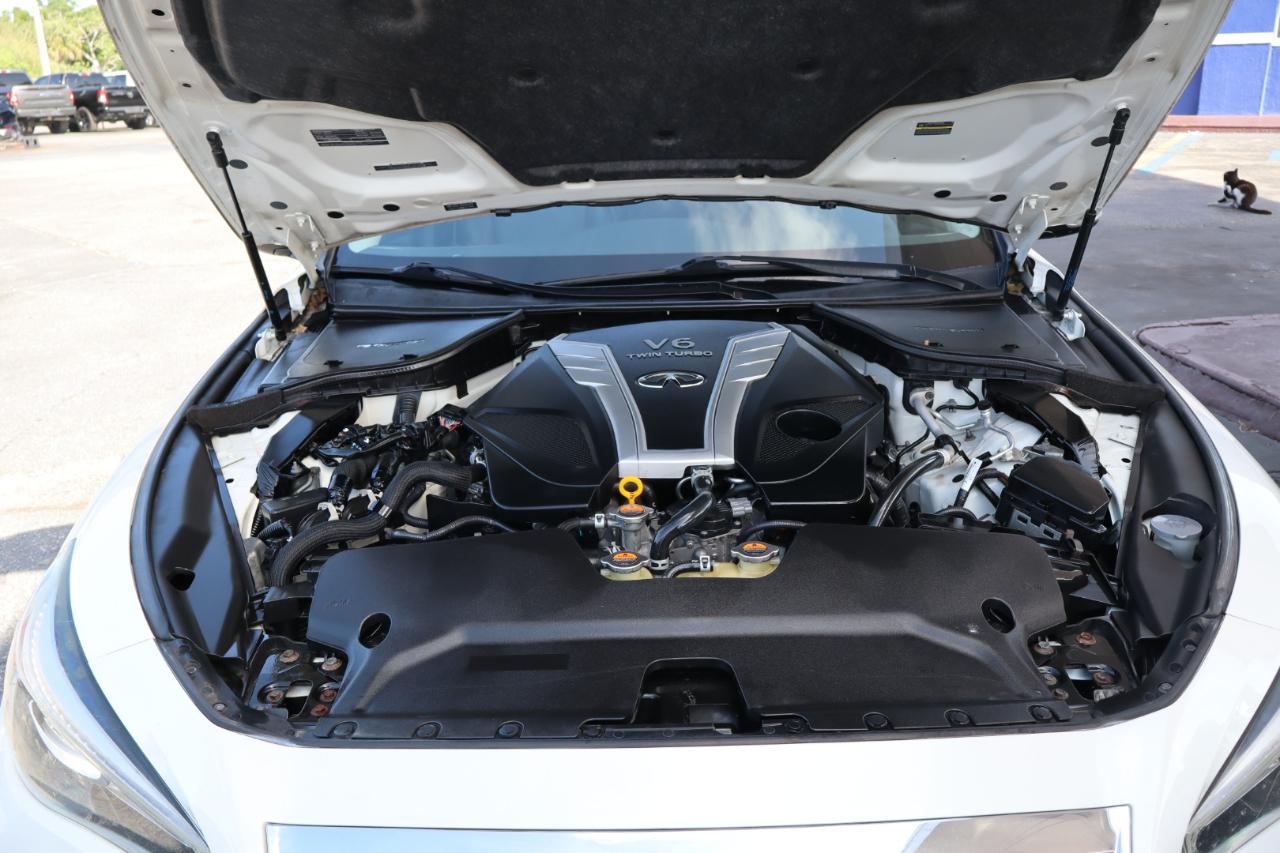 Infiniti Q50 4dr Sdn 3.0t Red Sport 400 AWD 2016