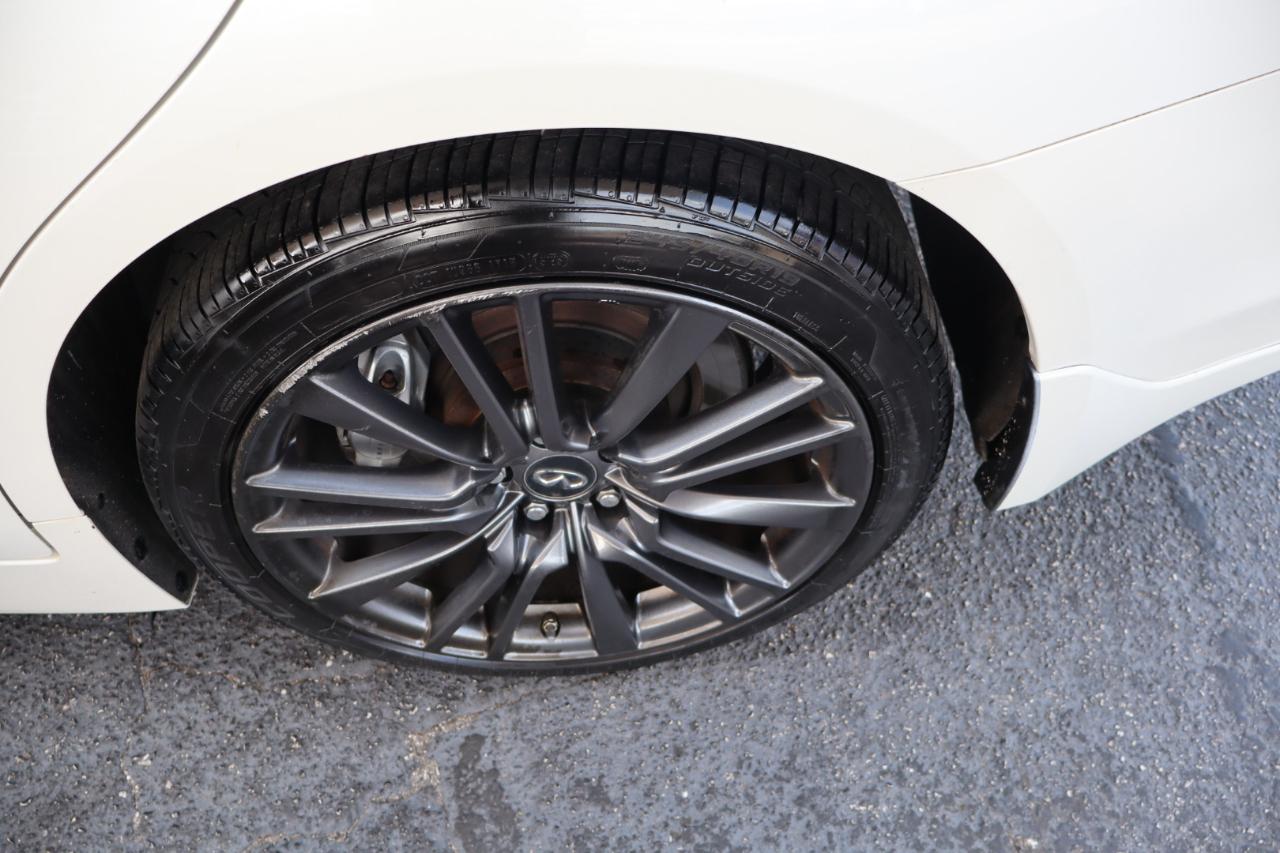 Infiniti Q50 4dr Sdn 3.0t Red Sport 400 AWD 2016