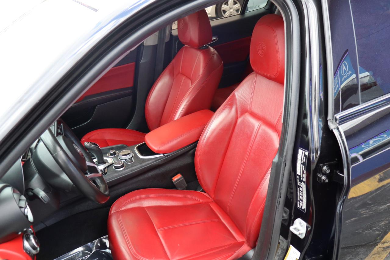 Alfa Romeo Giulia AWD 2021