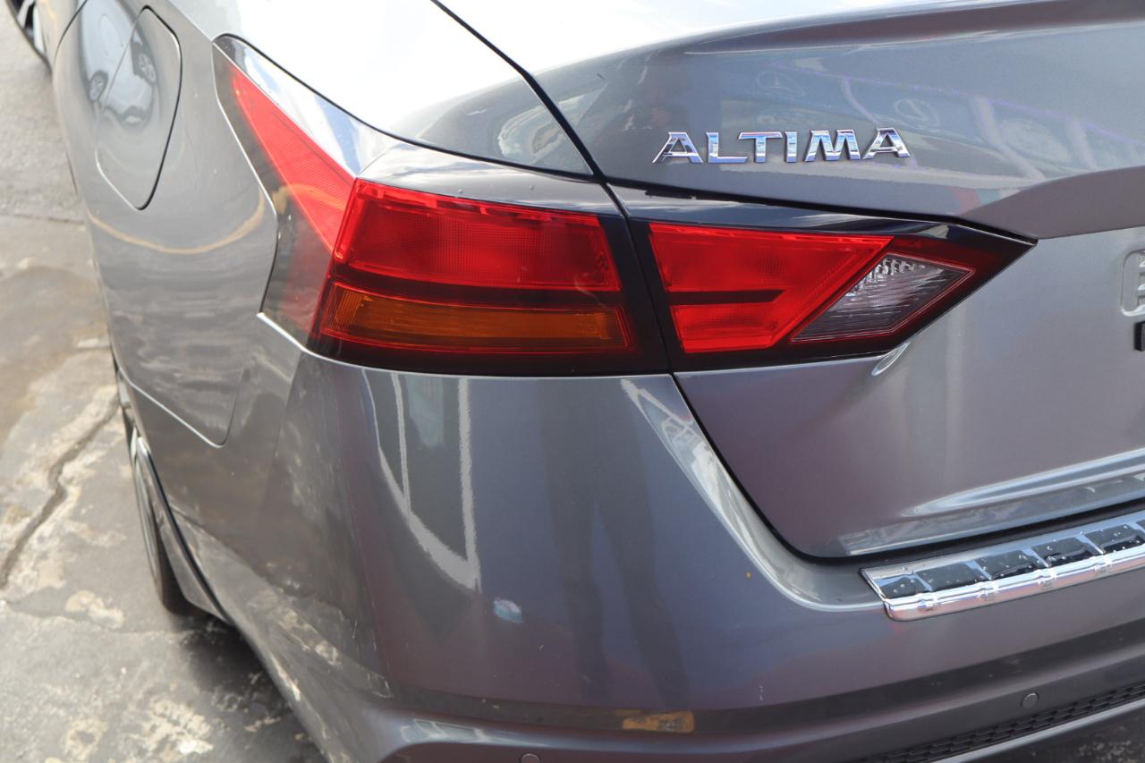 Nissan Altima 2.5 SR Sedan 2022