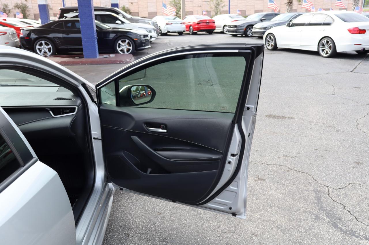 Toyota Corolla Hatchback XSE CVT (Natl) 2019