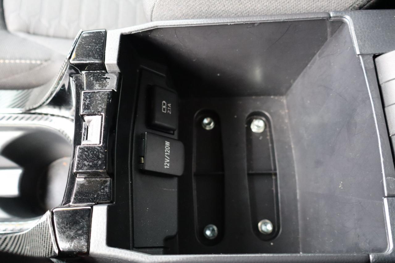 Toyota Corolla Hatchback XSE CVT (Natl) 2019