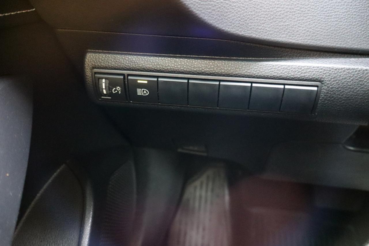 Toyota Corolla Hatchback XSE CVT (Natl) 2019