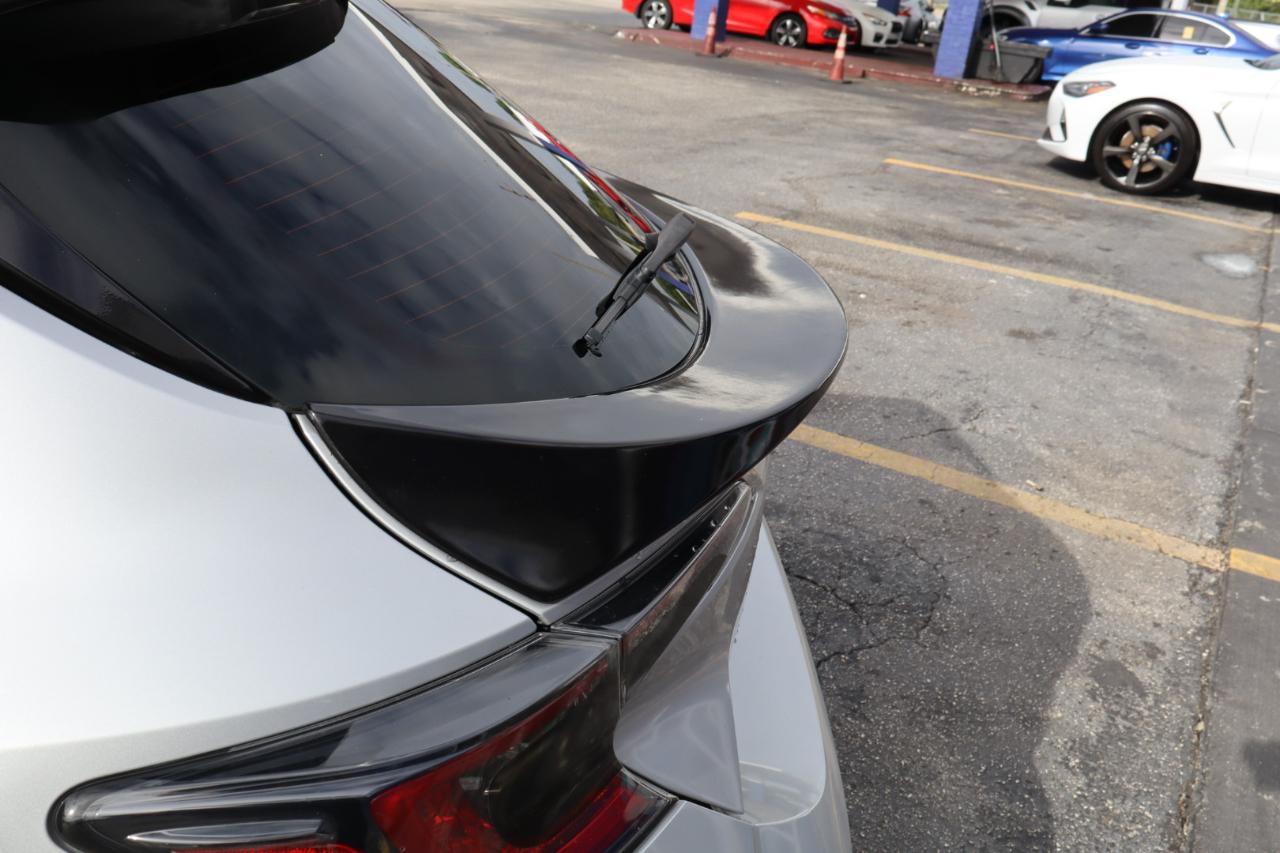 Toyota Corolla Hatchback XSE CVT (Natl) 2019