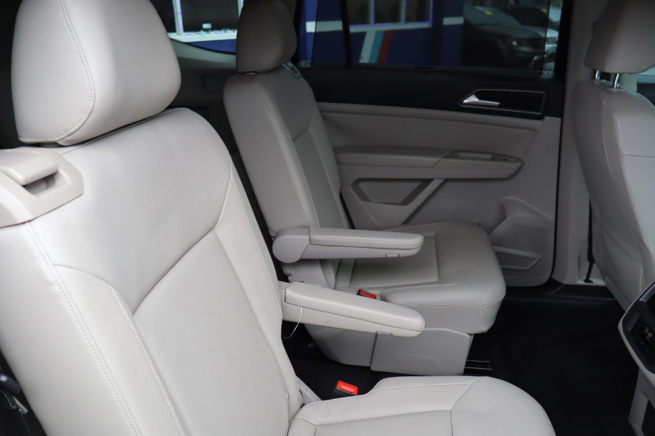 Volkswagen Atlas 3.6L V6 SE w/Technology R-Line FWD 2019