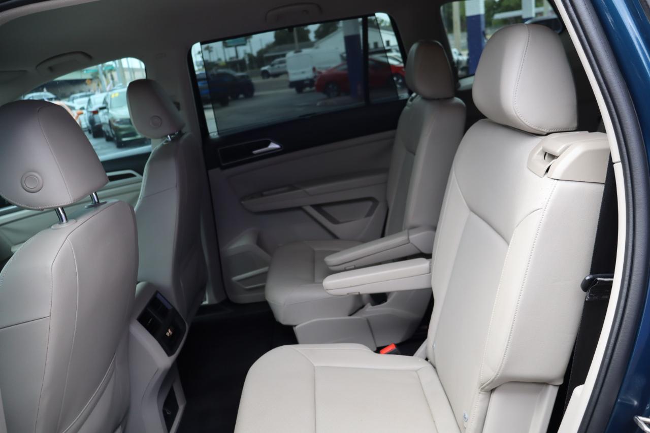 Volkswagen Atlas 3.6L V6 SE w/Technology R-Line FWD 2019