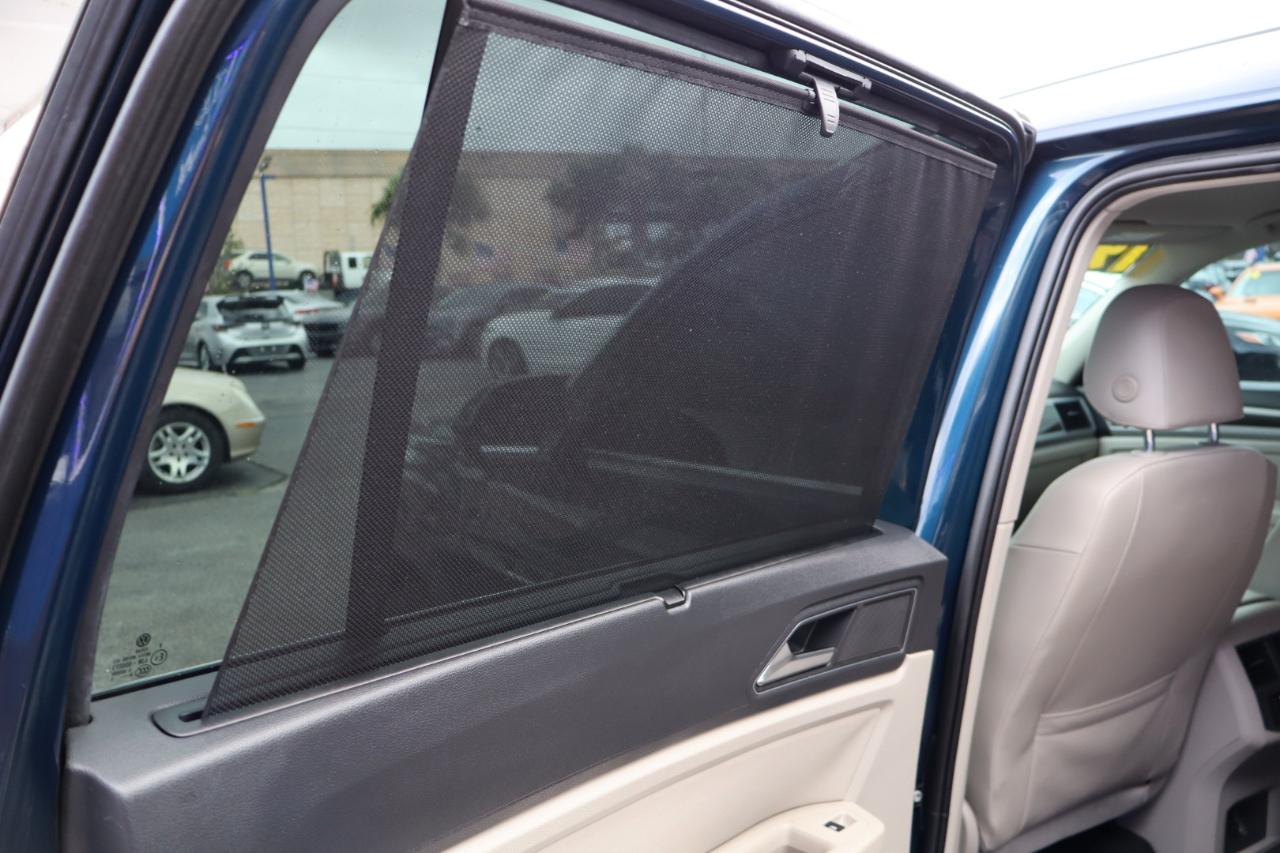 Volkswagen Atlas 3.6L V6 SE w/Technology R-Line FWD 2019