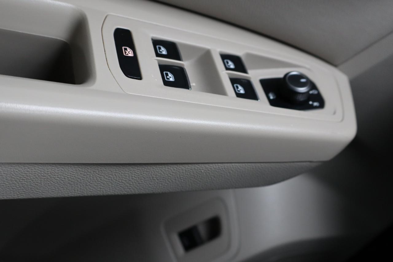 Volkswagen Atlas 3.6L V6 SE w/Technology R-Line FWD 2019