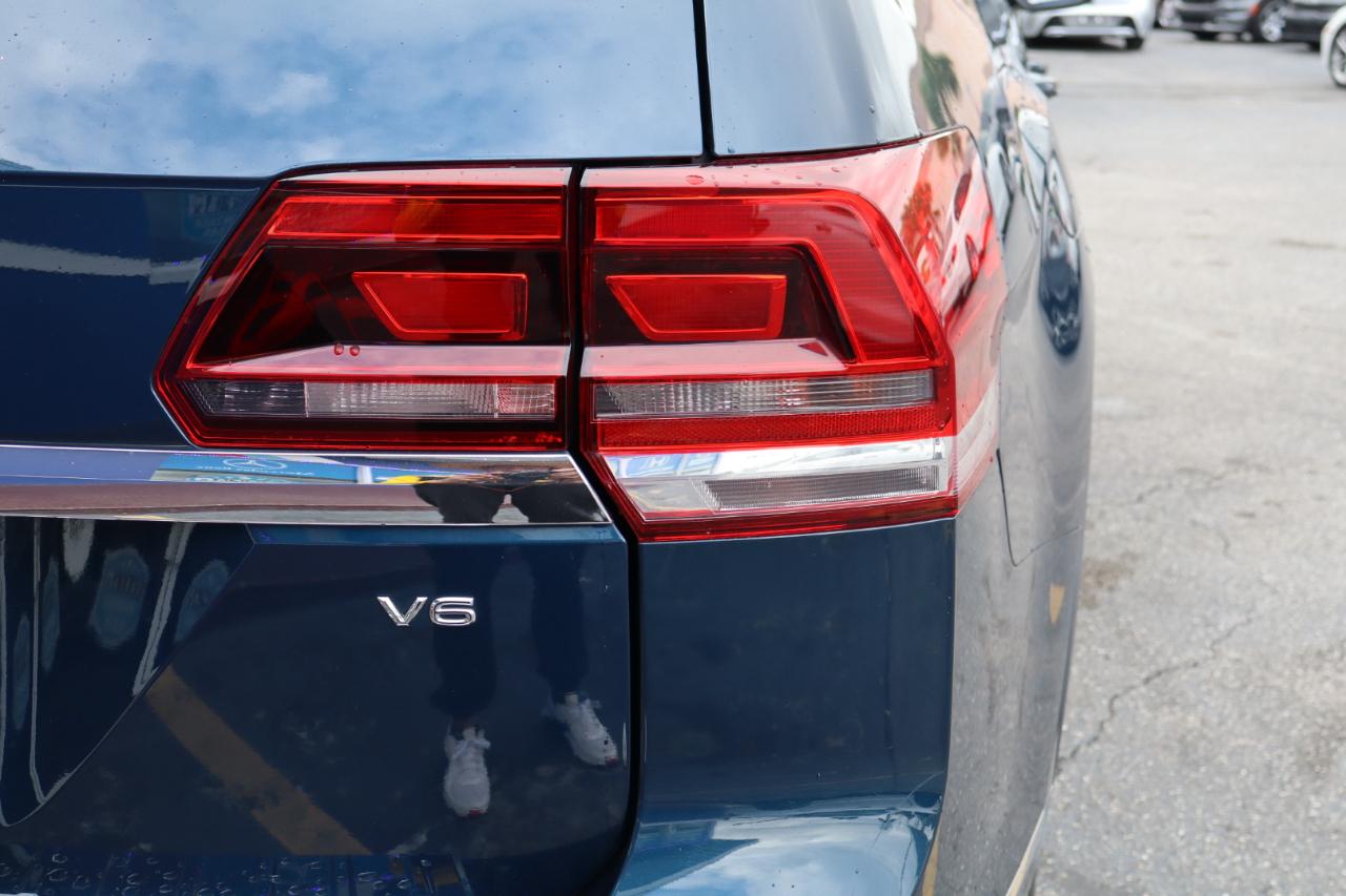 Volkswagen Atlas 3.6L V6 SE w/Technology R-Line FWD 2019
