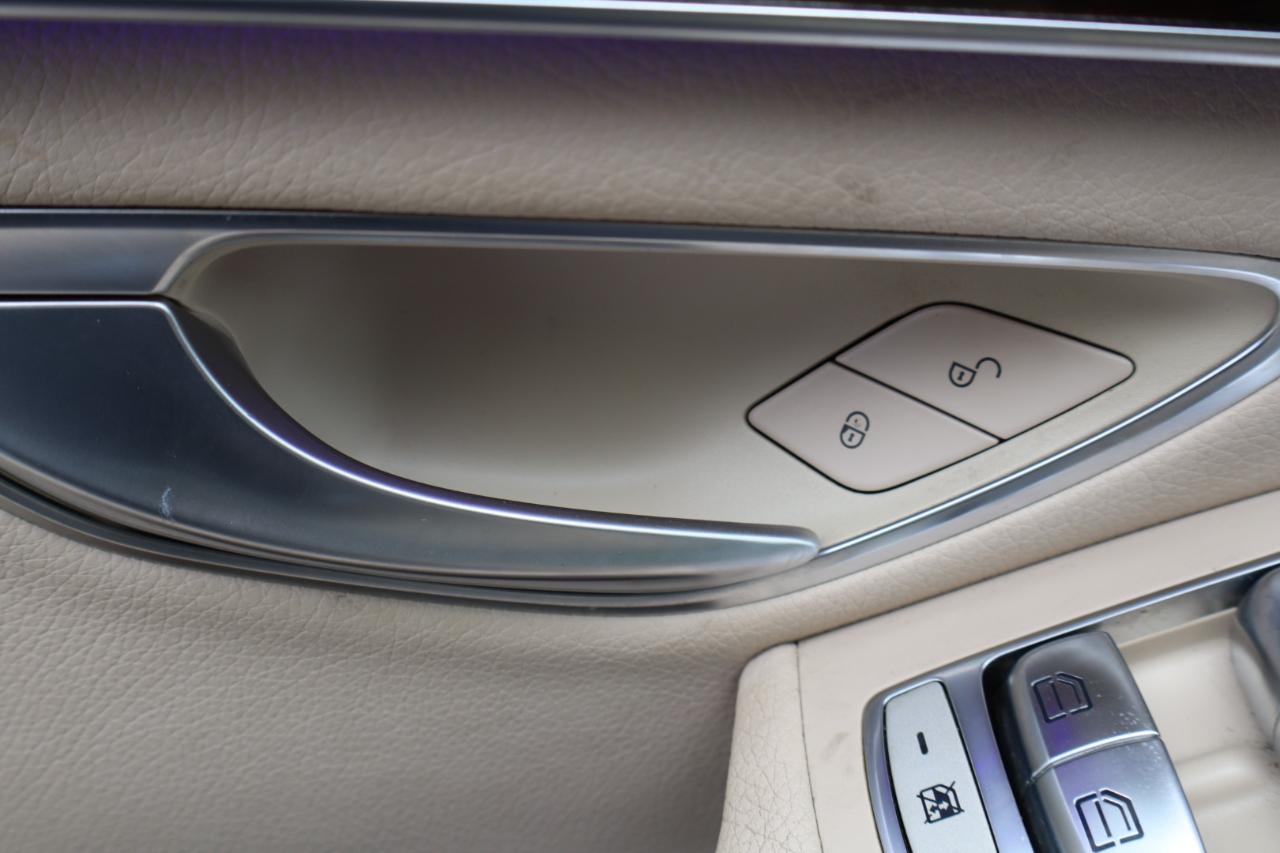 Mercedes-Benz C-Class C 300 4MATIC Sedan 2019