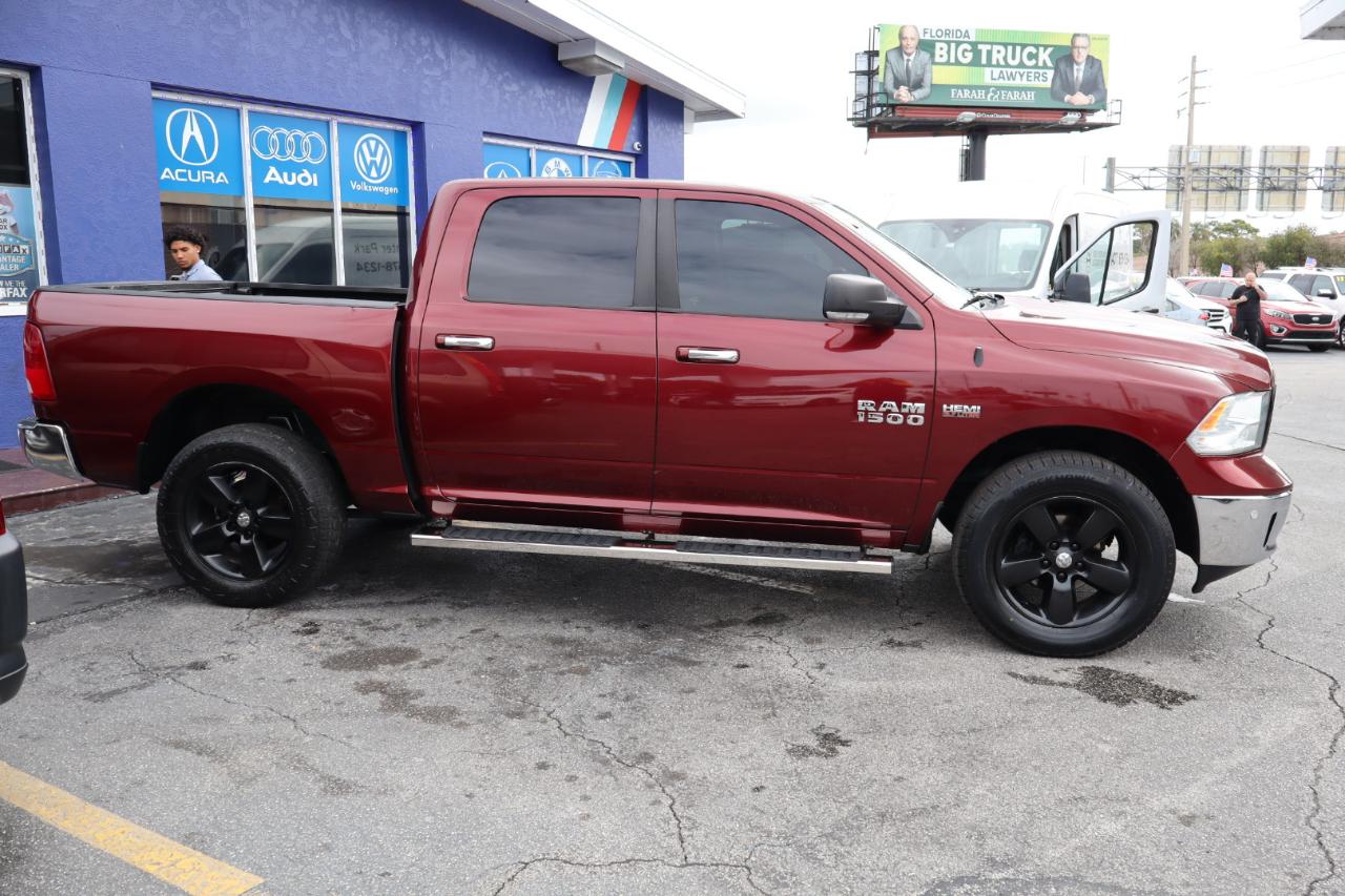 RAM 1500 2WD Crew Cab 140.5" Big Horn 2016