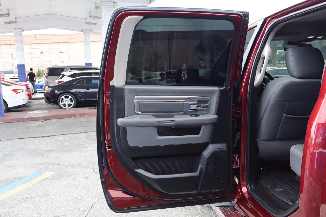 RAM 1500 2WD Crew Cab 140.5" Big Horn 2016