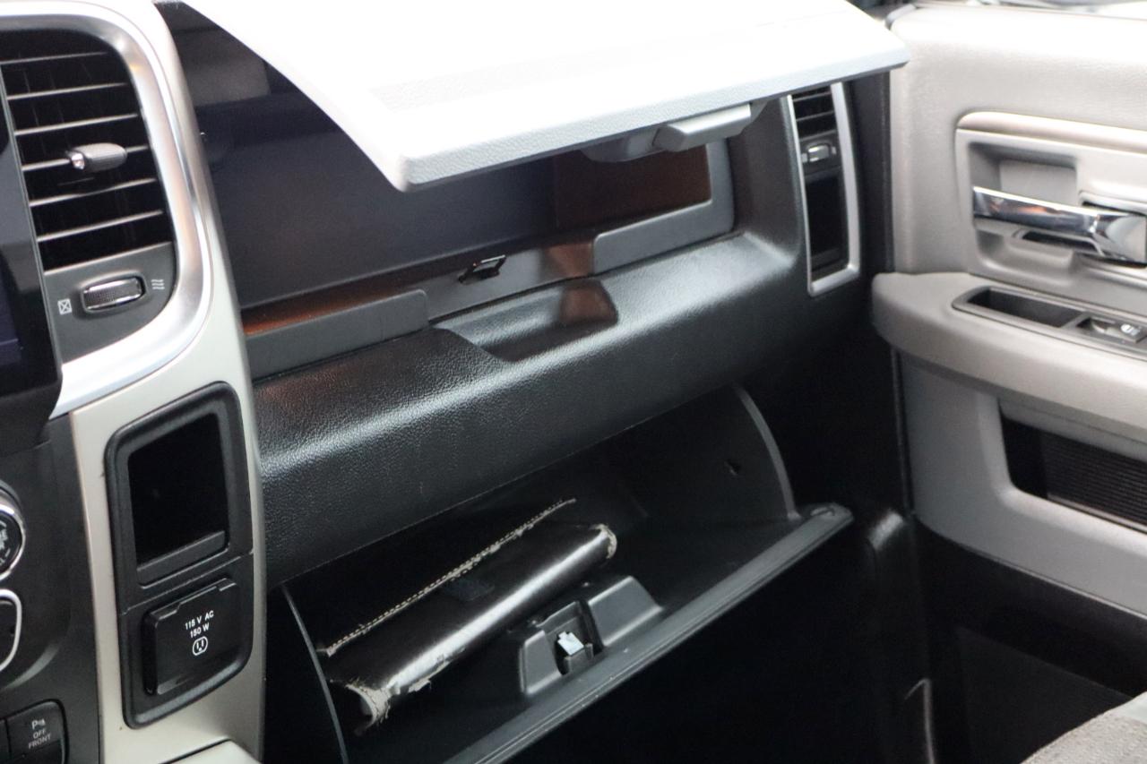 RAM 1500 2WD Crew Cab 140.5" Big Horn 2016