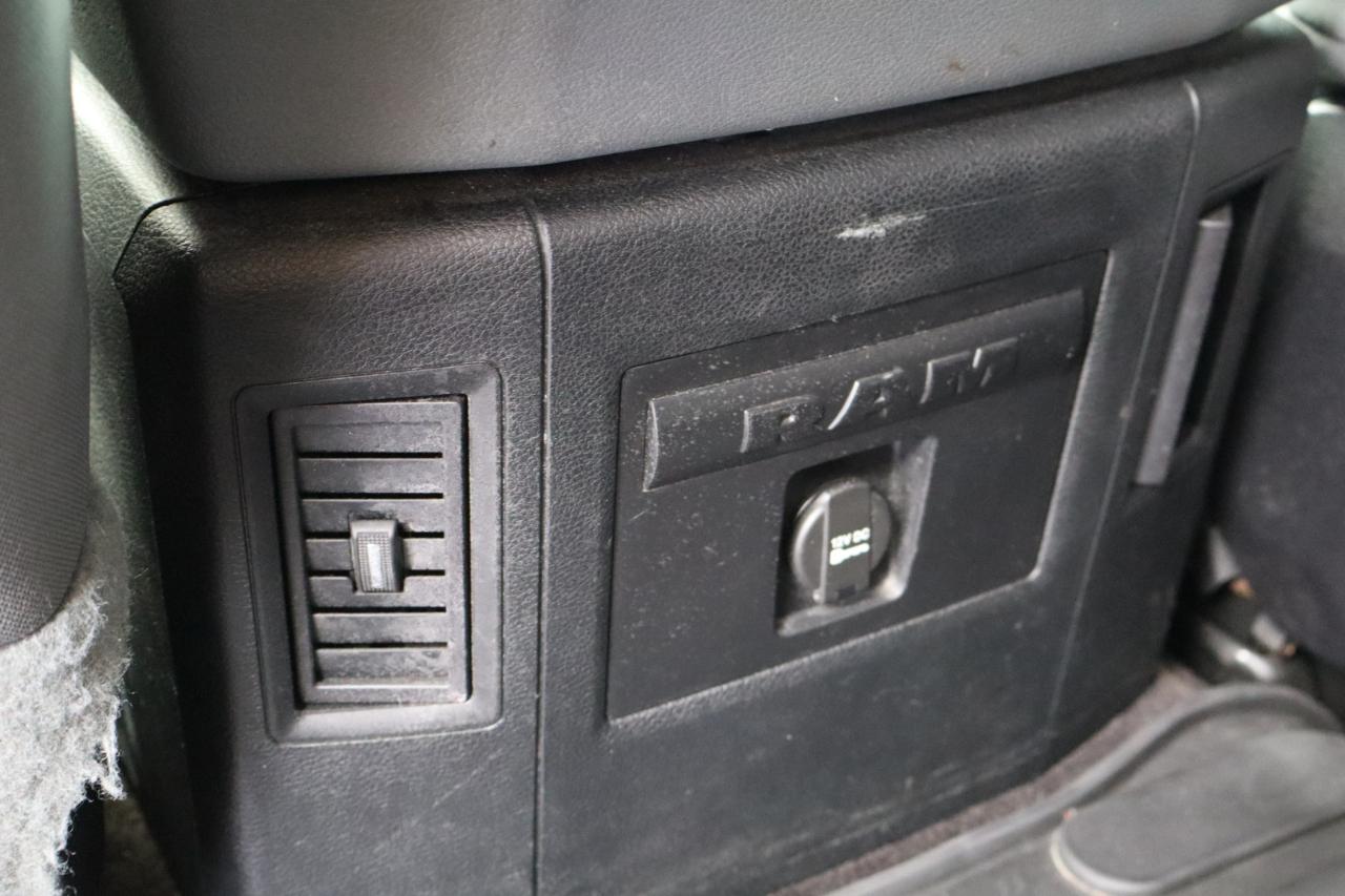 RAM 1500 2WD Crew Cab 140.5" Big Horn 2016