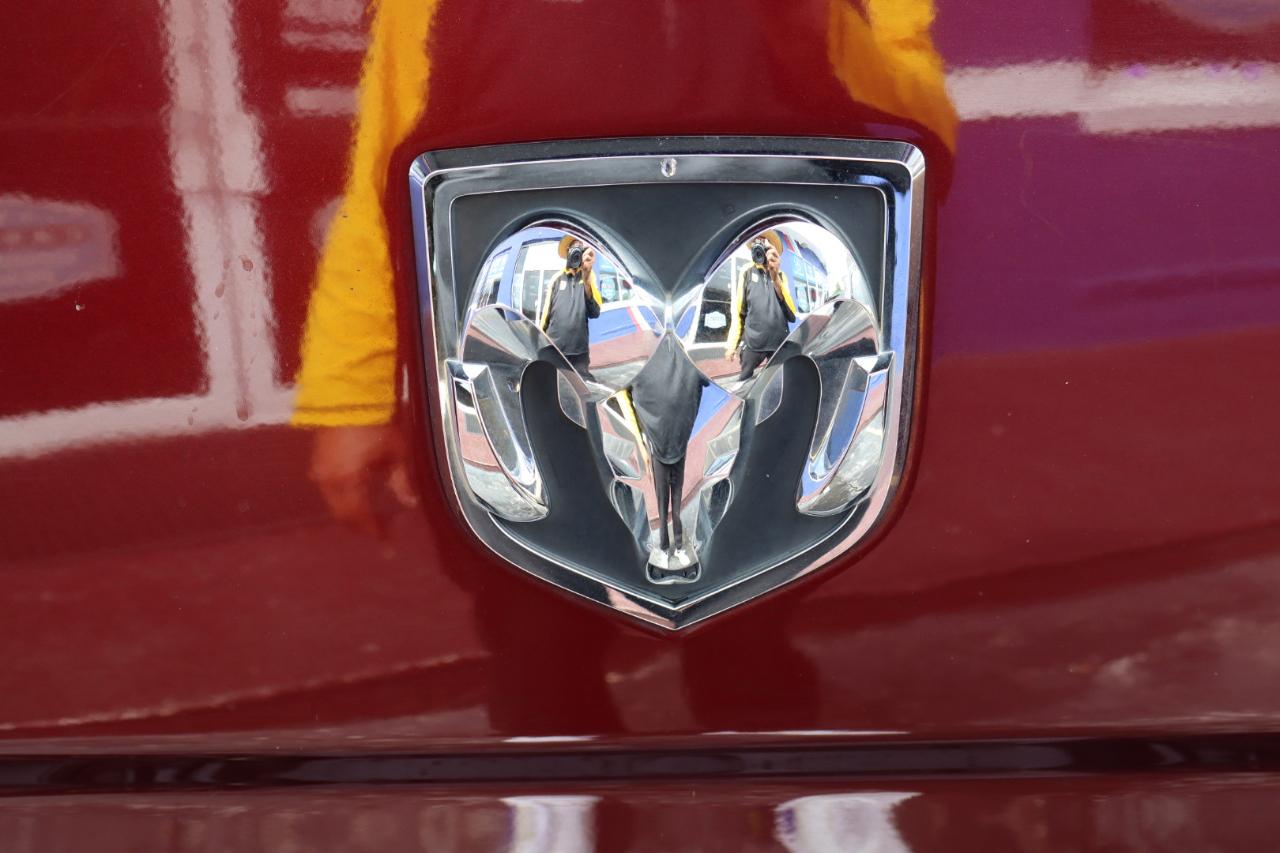 RAM 1500 2WD Crew Cab 140.5" Big Horn 2016