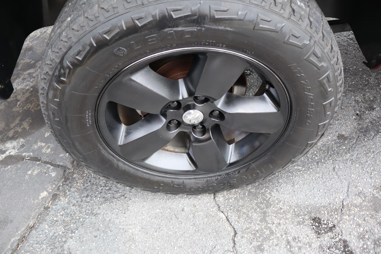 RAM 1500 2WD Crew Cab 140.5" Big Horn 2016