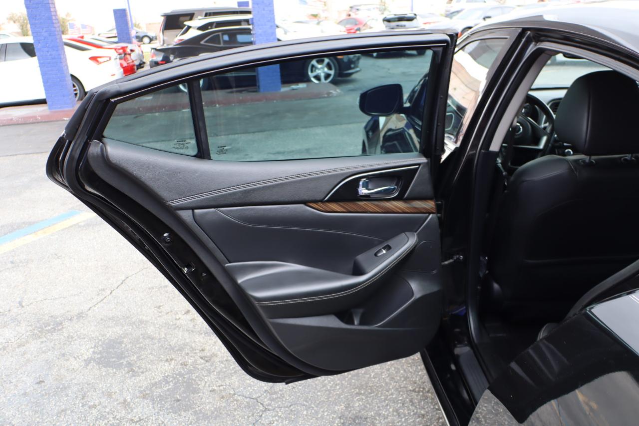 Nissan Maxima Platinum 3.5L 2017