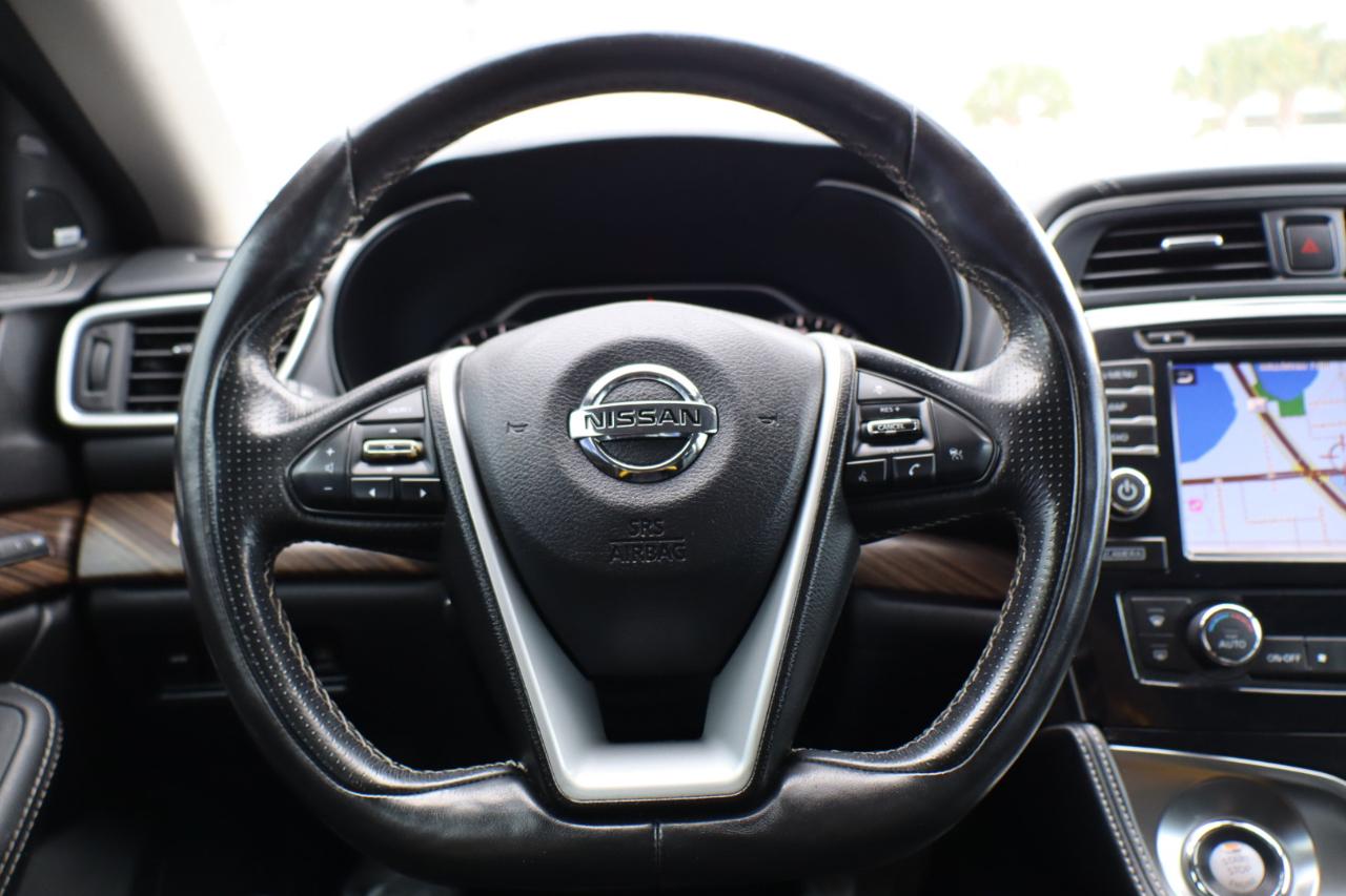 Nissan Maxima Platinum 3.5L 2017